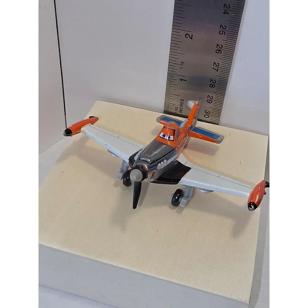 Mattel Disney Planes Supercharged Dusty Crophopper die-cast plane